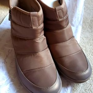 Easy Spirit Beige Ankle Boots - Enkindle Size 11 M